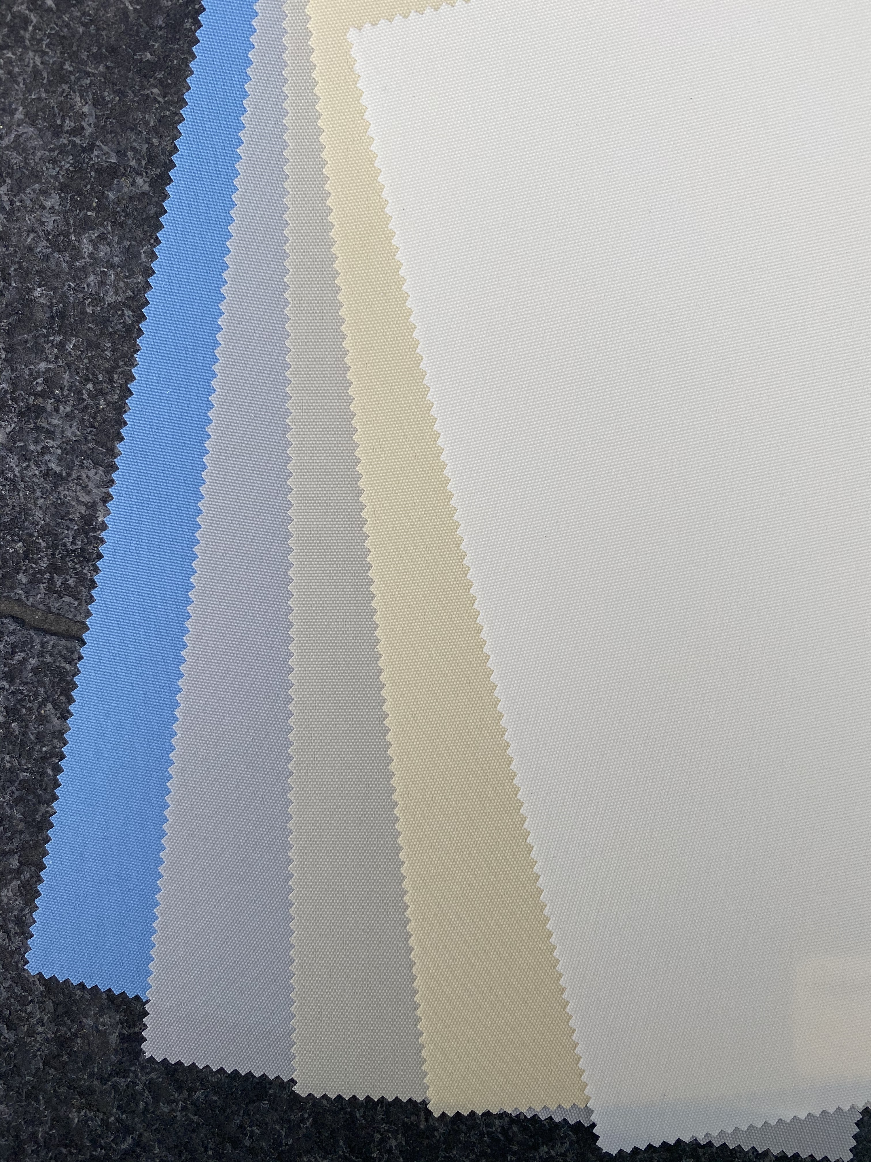 商品Alt模板：HYMAN Window Roller Shade with Valance Cover Loop Control Light Filtering Roller Shades For Bath Living Kitchen Dining Room and Office - xtest