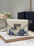 商品Alt模板：Dior Oblique - xtest